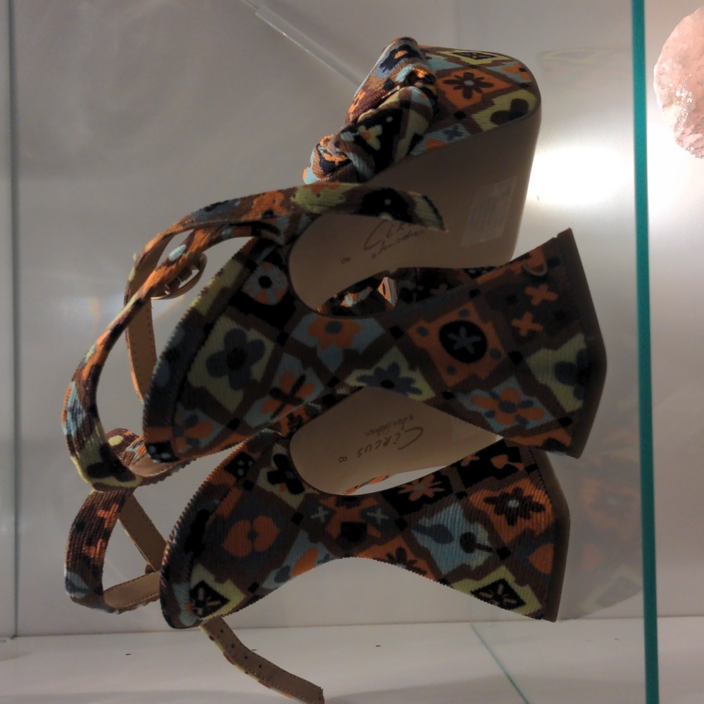 Sam Edelman Designer Inspired Patterned Platform … - image 8